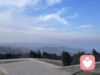 当你能经营和打理好自己生活的时候，你身边的各种关系也会随之好起来。也就是说我们和自己的关系是否和谐、融洽，决定着我们和外界关系是怎样的。配图