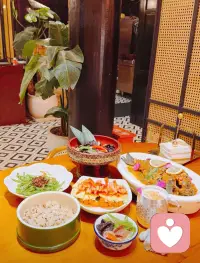 回忆总在惩罚不往前走的人配图