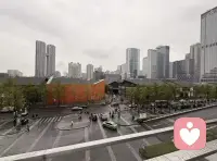 生活不必太用力，看淡得失，随心而行。
不用迎合谁，也不用为难自己，烦恼看淡，心事放下。
慢一点，松弛一点，享受当下的风和自由。
日子简单就好，心情轻松就够，余生漫漫，取悦自己才是终身浪漫。
往后只愿，自在随心，平安喜乐，无忧无虑，活得温柔又洒脱。配图