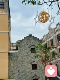 漫步三街两巷，青砖黛瓦藏尽邕城烟火，一砖一瓦都是老南宁的温柔旧时光。配图