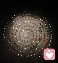 人的人格是立体而鲜活的，如同钻石的火彩。世上本没有绝对完美的人格，每个人身上都带着各不相同的“瑕疵”。可那些所谓的瑕疵，未必就是缺陷，它只是独属于一个人的特质。换一个处境、放在不同的关系里，这些特质，有时反而会成为点睛之笔，绽放独有的光彩。