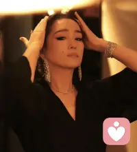 不管是雌竞还是雄竞，是博弈拉扯，还是心怀博爱，都只是人面对世界不同的生存姿态，没有绝对的对错，只是选择各不相同。