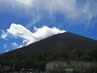停下来，是为了更好的出发。
人生路上遇到的每一个困居，皆如是。