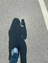 我們的一輩子那么長，要走很長很長的路，會遇見許多許多的人，要相信，所有的不美好都是為了迎接美好，所有的困難都會為努力讓道
給每一個煩惱一段期限，在有限的時間內盡力解決，剩下的時間，請還給快樂的自己配圖
