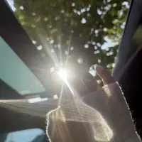 任何好的關系
都不是單方面付出，
而是相互考慮，互相尊重
彼此放心上。配圖