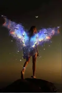 不必渴求TA人的理解?！娚潜娚?，眾生見你也皆非你，不是每個人的出現，都需要愛你。你只需要好好愛自己！配圖
