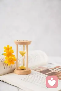 今天是10月11日，星期六，早安。时间总会为每个人、每件事揭晓答案。在日复一日的光阴中，我们无需许诺天长地久，只要珍惜眼前的亲情、友情和爱情。最好的状态，莫过于彼此都在，一直相伴。#早安