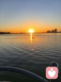 人生成長的3種境界
①遇己：認識自己的能力和價值所在；
②愈己：在不斷的試錯中，使技能愈發成熟、心志愈發堅韌；
③育己：在生活中不斷改變自己、提升自己，是滋養人生最好的方式。配圖