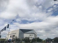 忽有故人心上過，回首山河已是秋。配圖