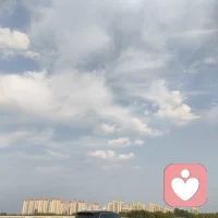 有時候你念念不忘的，不一定是愛情，也許是那個曾將意氣風發的少年。配圖