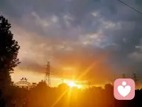 領導一般會在決策之時關注不同的意見，以補足自己的思維盲區，便于做出正確的決定。因此，能及時以恰當的方式，表達自己的真實想法和意見，并能做到有效執行的職工，是優秀領導所樂見的，也會更加受到領導器重和青睞。配圖