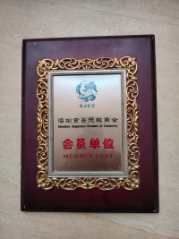 ?給力心理全職傾聽工作
?廣東省心理咨詢師協會會員，江西財經大學工商管理畢業
?中國科學院心理研究所與中國心理衛生協會心理咨詢培訓證書
?擅長話題：
?婚姻家庭?
  【夫妻關系，婆媳關系，婚姻經營，經常吵架，兩地分居，夫妻冷戰，無性婚姻，婚外出軌，小三問題，離婚問題，再婚重組、家庭矛盾、互不信任、情緒疏導】
?婚戀關系?
  【戀愛技巧，戀愛分析，情感困惑，情侶吵架，失戀陪護，三角戀情，婚內出軌，婚外情感，婚姻修復，婚戀保鮮、兩性矛盾、自戀困惑、性情冷淡、分手修復】
?個人成長?
  【職業規劃，職場問題，人際關系，社交恐懼，同事或領導的排擠晉升、性格內向、口才欠佳、口才訓練、生活矛盾、朋友矛盾、社區鄰里矛盾、財務糾紛、各種矛盾】
?咨詢特點：
1.分析原因，科學建議。
2.講重點，給方案，真誠表達，不欺不繞，客觀理性。
3.十五年心理培訓經驗，二十五年創業經歷，專注婚戀情感生活等復雜矛盾解答。
?個人特點：
真誠-真心-共情-陪伴-實戰型-落地型-可執行
?飽經滄桑的人生閱歷
?歷盡挫折的情感經歷
?豐富的社會實踐案例
?耐心的陪你走出困境配圖