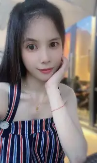傾聽是無聲的智慧，耳朵是心靈的入口，真正的傾聽不是沉默，而是用理解回應對方。
放下評判，專注感受，才能聽見言語背后的情緒與需求??配圖