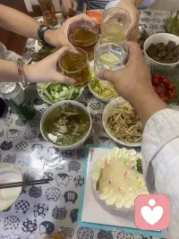 又大一岁啦，生日快乐！老妈愿你👑平安喜乐！