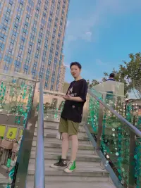 尊重所有声音，但只尊重自己