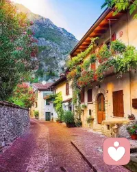 昨天再好，也走不回去；明天再難，也要抬腳繼續(xù)。早安。配圖