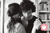 喜欢一个人 是看到了他的优点 爱一个人 是包容了他的缺点 喜欢 是一种心情 爱 是一种感情配图