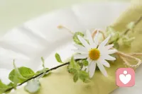 换一个角度想，不要总是觉得生活中就只有困难；换一个角度想，生活就是美好的；换一个角度想，人生就是甘甜的！早安！