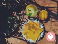 深呼吸，然后笑一个，这可是全新的一天！早安。配图