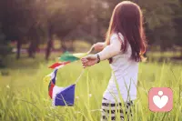 你能让别人开心，应该挺成熟的；如果能让自己开心，应该挺成功的。早安。配图