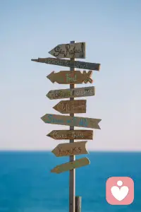 人的一生，会路过许多风景，有铭记，也会有淡忘。但我知道，总有一处为我停留，即使这么遥远，也一定那么贴近。早安。配图