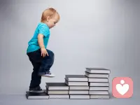 既然认准一条道路，何必去打听要走多久。早安。配图