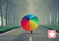 向着目标奔跑，何必在意折翼的翅膀，只要信心不死，就看的见方向，顺风适合行走，逆风更适合飞翔，人生路上什么都不怕，就怕自己投降。 ​配图