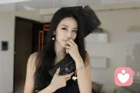 人生如路，要有耐心。我们始终要走着走着，那么便是会出现繁华的风景。 ​配图