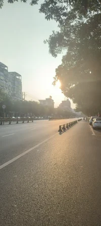 財務自由是什么
你的收入大于你的欲望
你的時間要多余你的金錢
你的熱愛要大過你的焦慮
真正的自由  是擺脫   我必須  擁有更多的執(zhí)念
少不是匱乏  多不是豐盛  平衡   才是真正的財富自由配圖