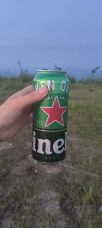 自律即自由，你起不了的早晨，有人能起，你熬不了的夜，有人也在熬，永遠不要和別人比，總有人比你早起，比你晚睡～愛自己才是人生打開的第一方程式