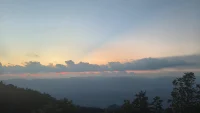 后面才发现无常才是世间常态，允许一切发生，顺其自然