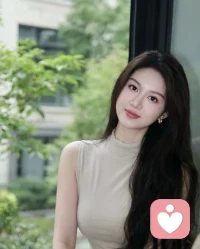你知道为什么当你和别人发生争吵矛盾之后，你总想着要断绝关系，不想要继续来往？其实不是你学不会和别人和好，而是你根本就没有打算利用别人。你对待关系简单纯粹，没有那么多的弯弯绕绕。而很多人之所以还能停留在一段关系里面。不是因为有多喜欢对方，而是因为这段关系还有用。配图