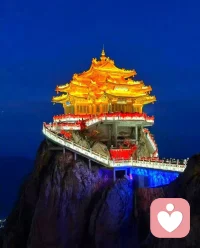 《道德经》里说道，凡我所失，皆非我所有。凡我所求，皆受其所困。万物皆为我所有，而非我所属。大道至简，无欲则刚，无为则无所不为。其核心思想就四个字，道法自然。万事万物都应该按照它本来的样子和规律来。不要强求。配图