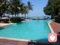 游歷大自然的懷抱，感受風花雪月的美妙。走走停停，讓靈魂與天地間的萬物共鳴。配圖