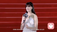 每天感觉在应对工作，其实是在应付生活。从今天开始，做一个幸福的人。出了单位门，抬头看看天色，不必急着想晚上还要做什么，先确认自己正走在一个真实的世界里。幸福不是逃离生活，而是重新走进生活——以主人的身份。配图