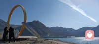自体心理学家徐钧说过：“一个优秀的咨询师不应该是一个不会生活的人，一定要学会吃吃喝喝，会旅行休假。咨询师不应该跟生活脱节，他在心里去理解另外一个人的时候，包含着他对生活的理解。”很难想象，一个不爱生活的人，会热爱工作和关心他人。