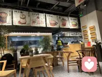 为什么要昼夜分明
大抵就是让晚上的自己哄白天的自己
早起又是一个全新的一天😆