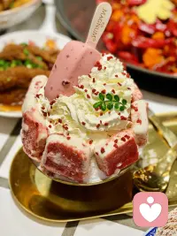 沒人兜底的人生，托舉自己，才是最大的底氣。配圖