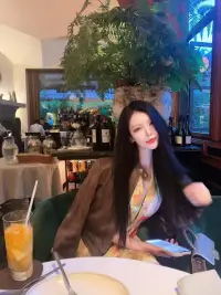 每个人都是块游历人间的通灵宝玉