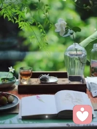 在漫長的婚姻里，激情會淡，容顏會老，財富會起伏。?

唯有那個在你低谷時依然相信你、在你迷茫時堅定站在你身邊、在你追求自我時給你力量的人，才是真正值得相守一生的人。配圖