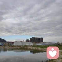 🏃今天跑了一个小环线
四周环山 一年四季
附近的山一座座去探索
