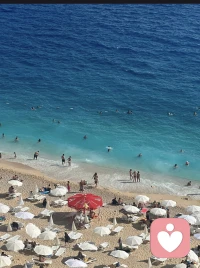 暫時(shí)的落后并不算失敗，堅(jiān)持到最后才是人生贏家。流水不爭(zhēng)先，爭(zhēng)的是滔滔不絕。
草木不爭(zhēng)高，爭(zhēng)的是生生不息。
風(fēng)起于青萍之末，浪成于微瀾之間。
山高自有客行路，水深自有渡船人。配圖