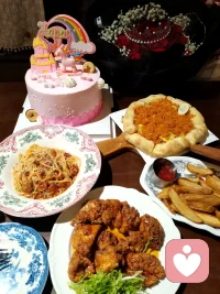 自信的本質是:大量的學習,大量的研究,不斷的重復,不斷的實踐,從而建立起自己穩定的內核,在克服逆境的過程中愛上自己,并與此同時,對一切人和事物祛魅。