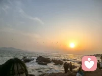 大部分人感情问题的原因是
她是最好的她 但你没有成为最好的你
所以凭什么让女神喜欢上你？
生活不是用来妥协的
你退缩得越多 能让你喘息的空间就越有限
日子不是用来将就的
你表现得越卑微 一些幸福的东西就会离你越远