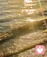 “你不需要成为更好的自己，只需要更彻底地成为自己。” 配图