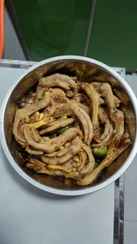 心情好又繼續(xù)做自己喜歡吃的檸檬百香果鴨腳配圖