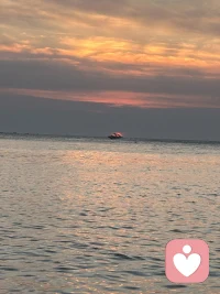 人只要一快樂經脈就會通暢，經脈一通暢，免疫力就越高配圖