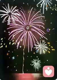 OH卡觉察来啦～1. 看着画面里绽放的烟花，你觉得它像极了你 2026 马年哪个最想实现的愿望？这个愿望在你心里的 “绽放时刻” 会是怎样的？
2.烟花的绚烂需要蓄力升空，结合马年的寓意，你为了实现核心愿望，打算如何 “策马蓄力”，迈出关键的第一步？
3.若这漫天烟花是马年愿望达成的庆祝，你最希望和谁一起见证这份绚烂？这份陪伴会如何支撑你在马年奔赴目标？