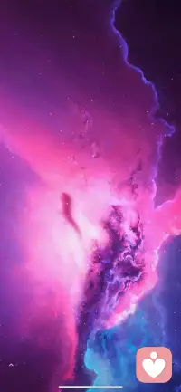 節(jié)日往往承載了過高的期待——媒體宣傳、社交網(wǎng)絡(luò)上的完美畫面，都在暗示每個人“應(yīng)該”是幸福的。
但現(xiàn)實(shí)是，很多人在燈火闌珊處，都品嘗著相似的寂寥。
節(jié)日的意義可以由你自己來定義。
也許今晚可以看一部你真正想看的電影，讀一本買了很久卻沒打開的書。或者，簡單地允許自己感受這份情緒，不做評判。
我們常常在尋找外在的光亮，卻忘了自己內(nèi)心本就有一盞燈。
 當(dāng)外界的喧囂映照出內(nèi)心的孤寂，這或許正是你與自己深度對話的契機(jī)。
孤獨(dú)不必被驅(qū)散，
它也可以被轉(zhuǎn)化為一種清醒的陪伴，讓你更清晰地聽見自己真實(shí)的聲音。配圖