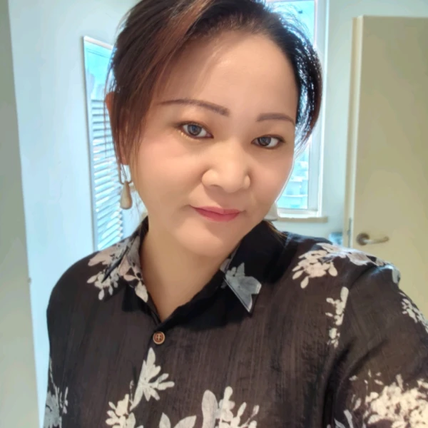 佳佳